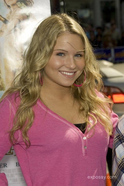 Ashley Rose (ı) Fotoğrafı