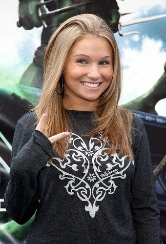 Ashley Rose (ı) fotoğrafı