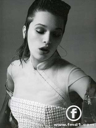 Anna Brewster fotoğrafı