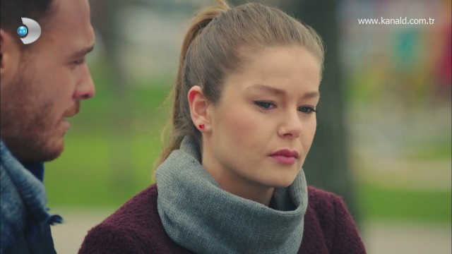 Burcu Biricik Fotoğrafları 23