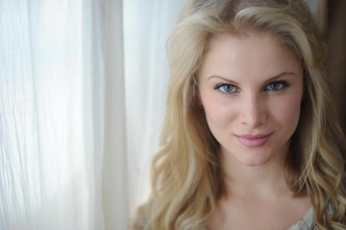 Larisa Polonsky Fotoğrafı