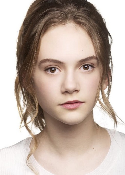 Emilia Jones Fotoğrafı