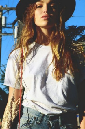 Lili Simmons fotoğrafı