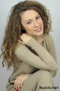 Açelya Topaloğlu Fotoğrafı