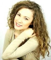 Açelya Topaloğlu Fotoğrafı