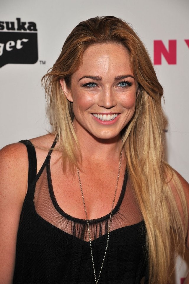 Caity Lotz Fotoğrafı