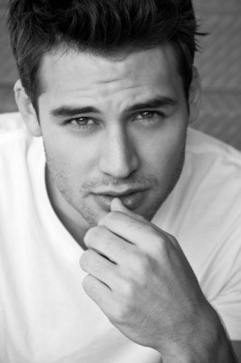 Ryan Anthony Guzman Fotoğrafları 4