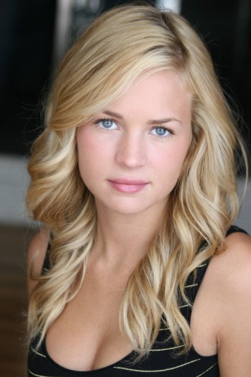 Britt Robertson Fotoğrafları 1