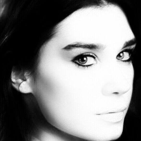 Burcu Kıratlı Fotoğrafı