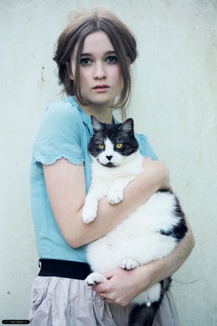 Alice Englert Fotoğrafları 12