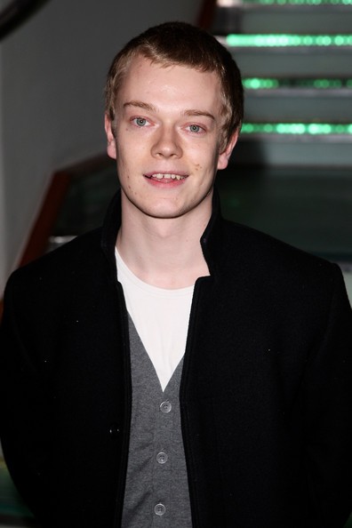 Alfie Allen Fotoğrafları 17