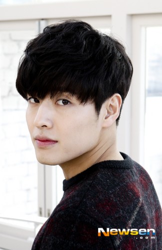 Kang Ha-Neul Fotoğrafı