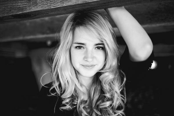 Katelyn Tarver Fotoğrafları 87