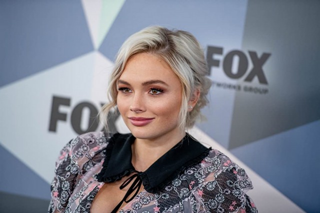 Natalie Alyn Lind Fotoğrafları 20