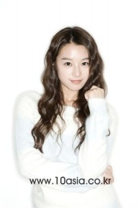 Kim Ji-won Fotoğrafı