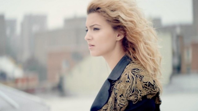 Tori Kelly Fotoğrafı