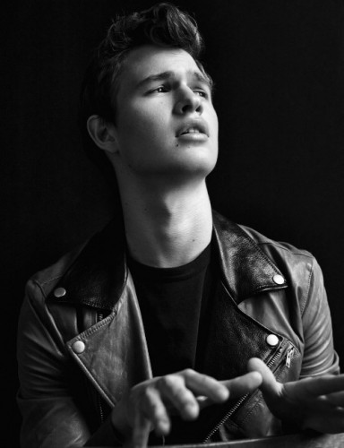 Ansel Elgort Fotoğrafları 10