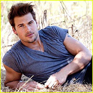 Nick Zano Fotoğrafları 31