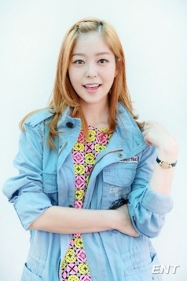 Kim Ga-eun (i) Fotoğrafı