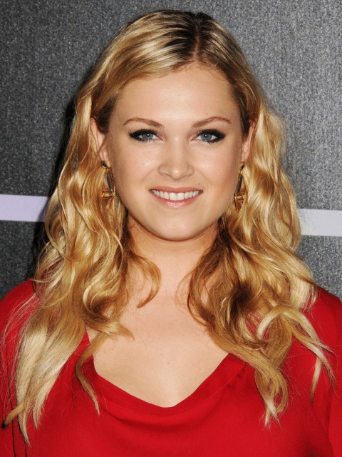 Eliza Taylor Fotoğrafı