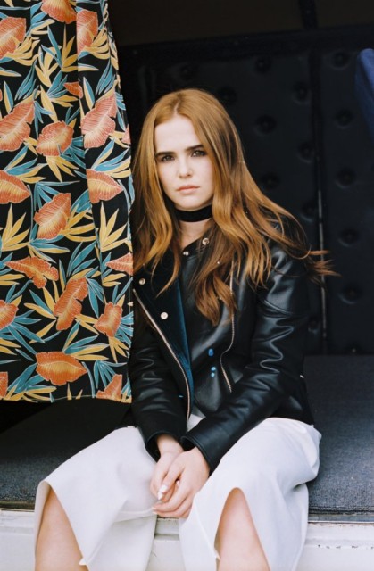 Zoey Deutch Fotoğrafı