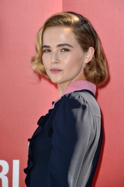 Zoey Deutch Fotoğrafı