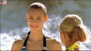 Lucy Fry Fotoğrafı