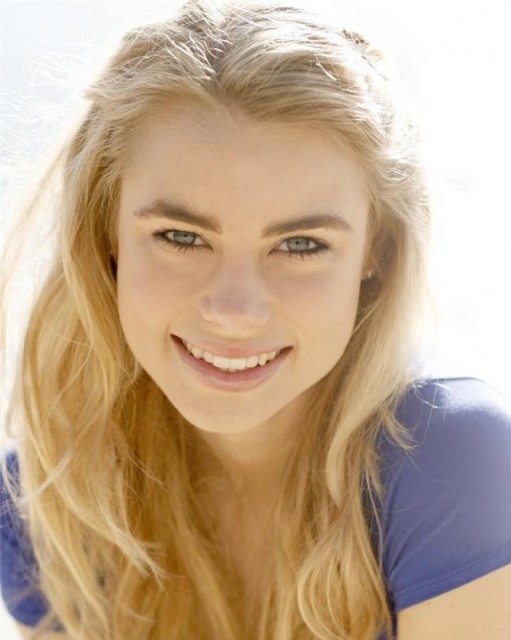 Lucy Fry Fotoğrafı