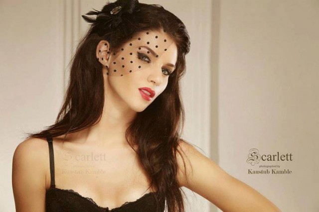 Scarlett Mellish Wilson Fotoğrafları 123