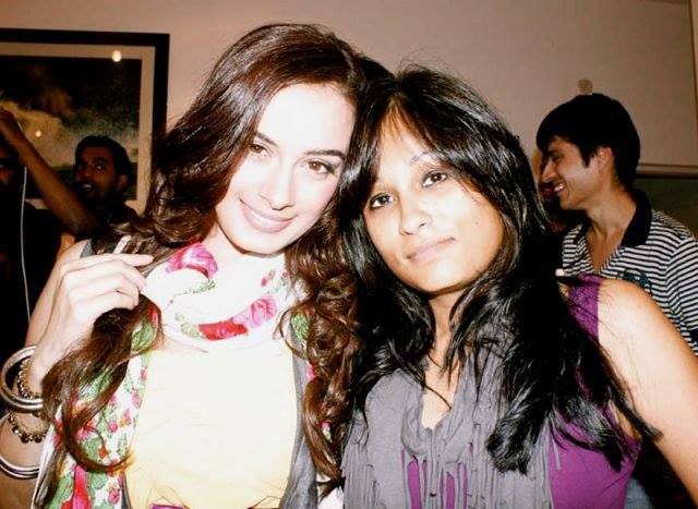 Evelyn Sharma Fotoğrafı