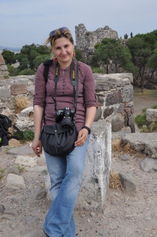 Zuhal Akmeşe Fotoğrafı