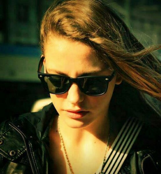 Serenay Sarıkaya Fotoğrafları 126