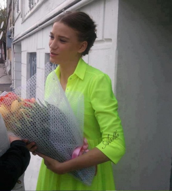 Serenay Sarıkaya Fotoğrafı