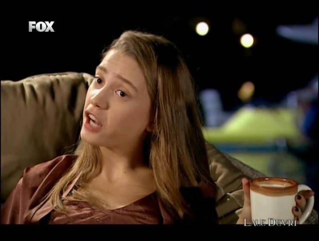 Serenay Sarıkaya Fotoğrafı