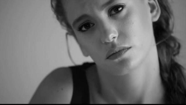 Serenay Sarıkaya Fotoğrafı