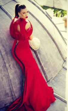 Serenay Sarıkaya Fotoğrafı