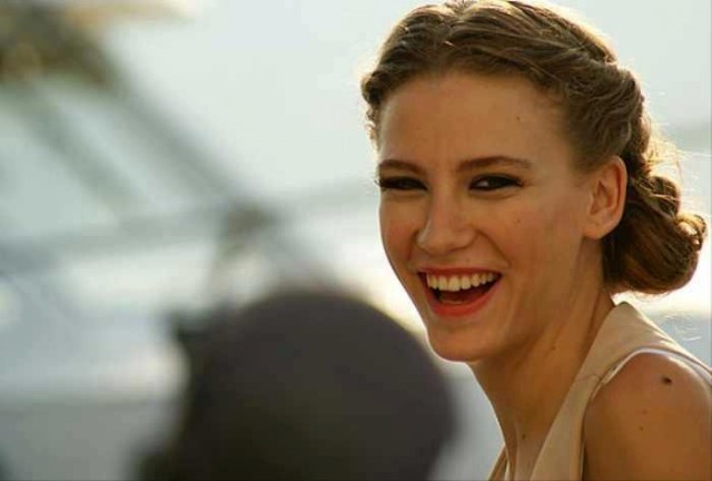 Serenay Sarıkaya Fotoğrafı