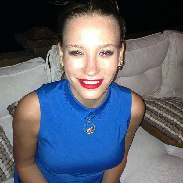 Serenay Sarıkaya Fotoğrafı