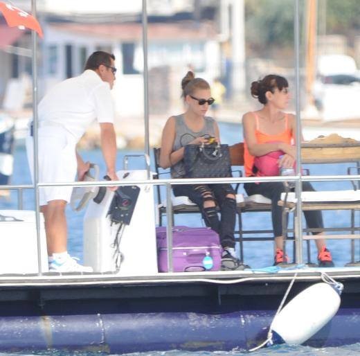 Serenay Sarıkaya Fotoğrafı