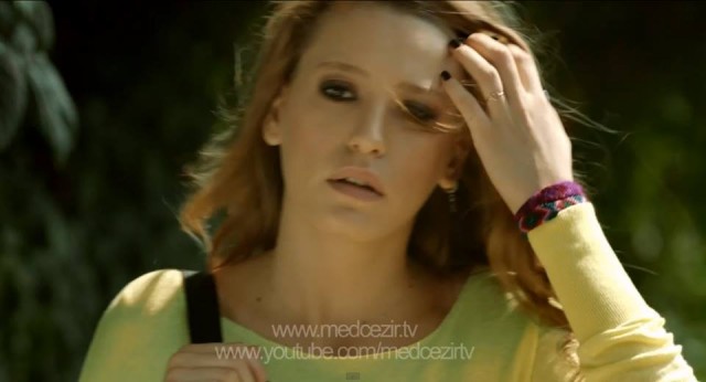 Serenay Sarıkaya Fotoğrafları 820