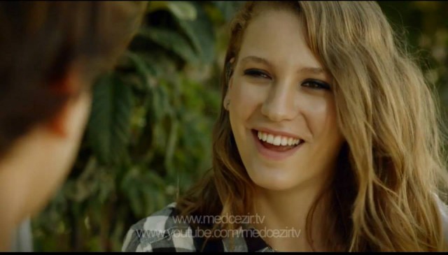 Serenay Sarıkaya Fotoğrafı