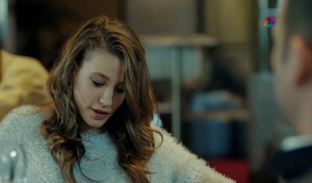 Serenay Sarıkaya Fotoğrafı