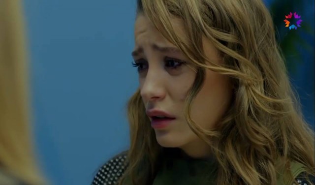 Serenay Sarıkaya Fotoğrafı