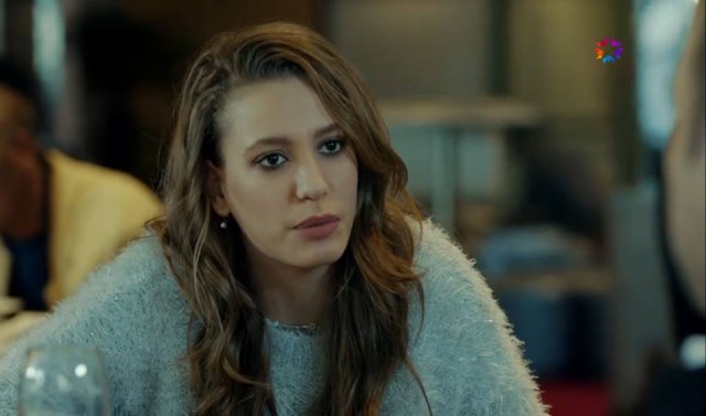Serenay Sarıkaya Fotoğrafı