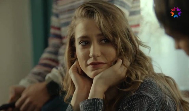 Serenay Sarıkaya Fotoğrafı