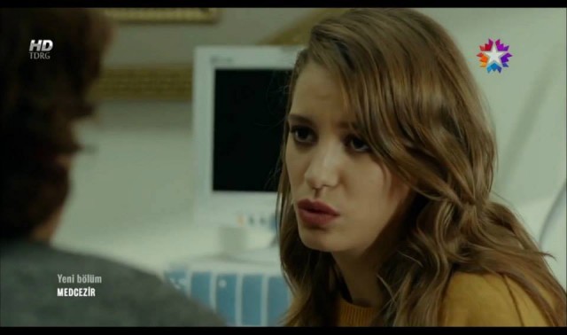 Serenay Sarıkaya Fotoğrafları 930