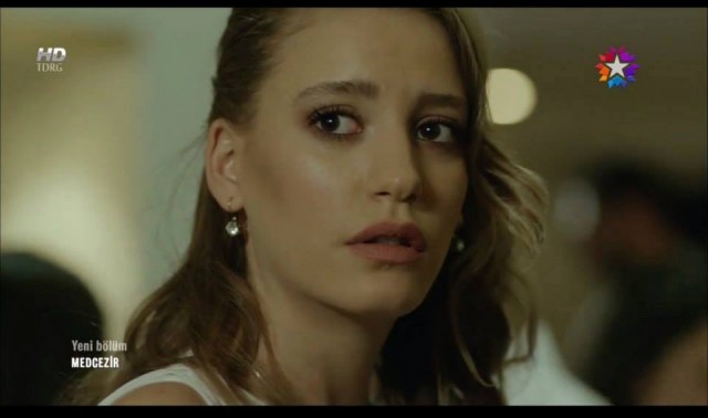 Serenay Sarıkaya Fotoğrafı
