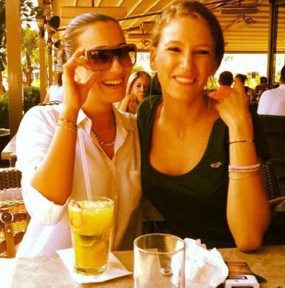 Serenay Sarıkaya Fotoğrafı