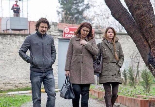 İpek Yaylacıoğlu Fotoğrafı