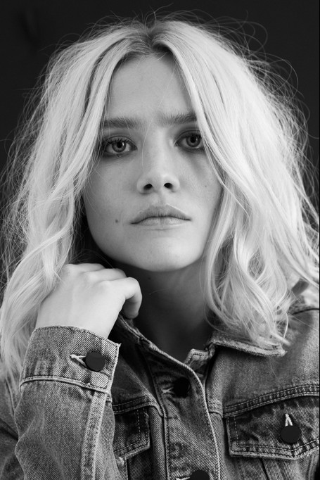 Maddie Hasson Fotoğrafı